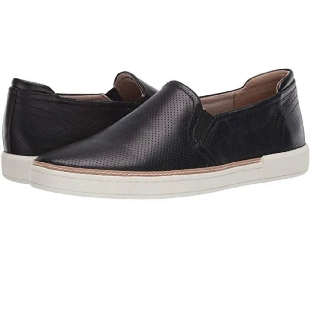 Women’s Black Slip-On Naturlilazers Shoes